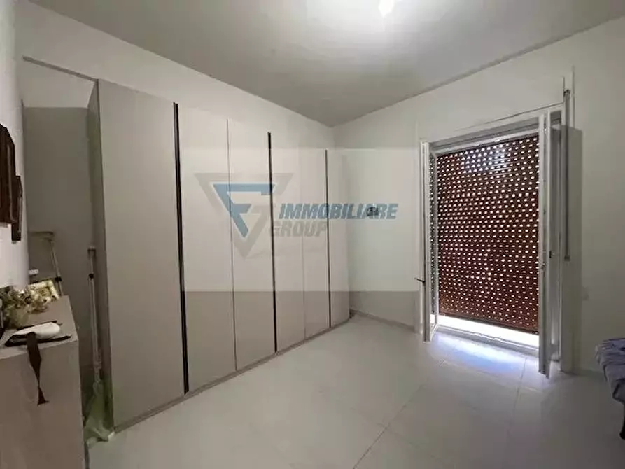 Immagine 18 di Casa trifamiliare in vendita  in Viale Zecchino a Siracusa