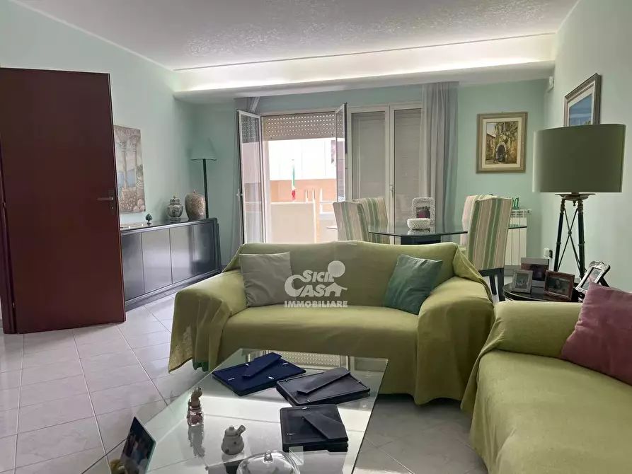 Immagine 10 di Casa trifamiliare in vendita  a Marsala