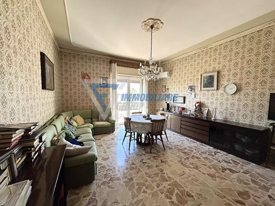 Immagine 4 di Casa trifamiliare in vendita  in Via Augusta a Siracusa