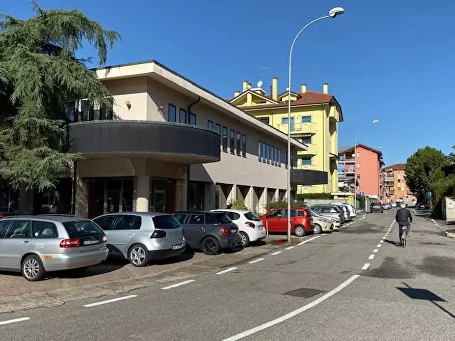 Immagine 21 di Attico in affitto  in Via San Pietro a Bernate Ticino