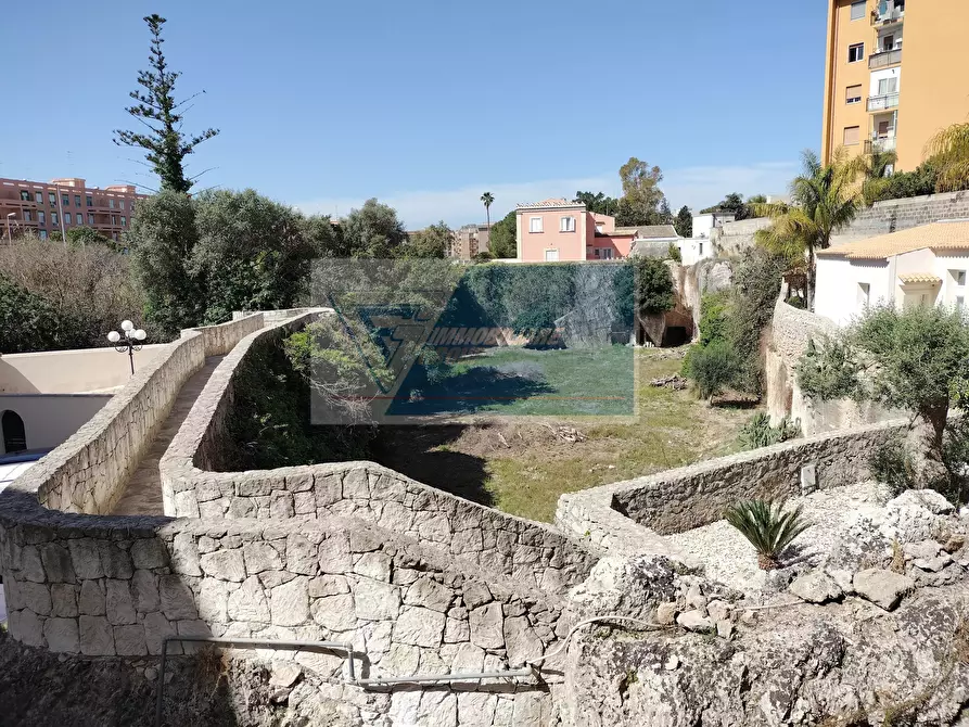 Immagine 5 di Casa trifamiliare in vendita  in Piazzale a Siracusa