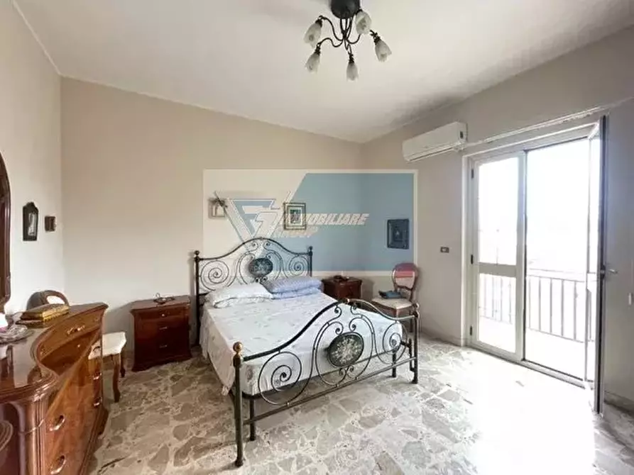 Immagine 31 di Casa trifamiliare in vendita  in Via Brancati a Buccheri