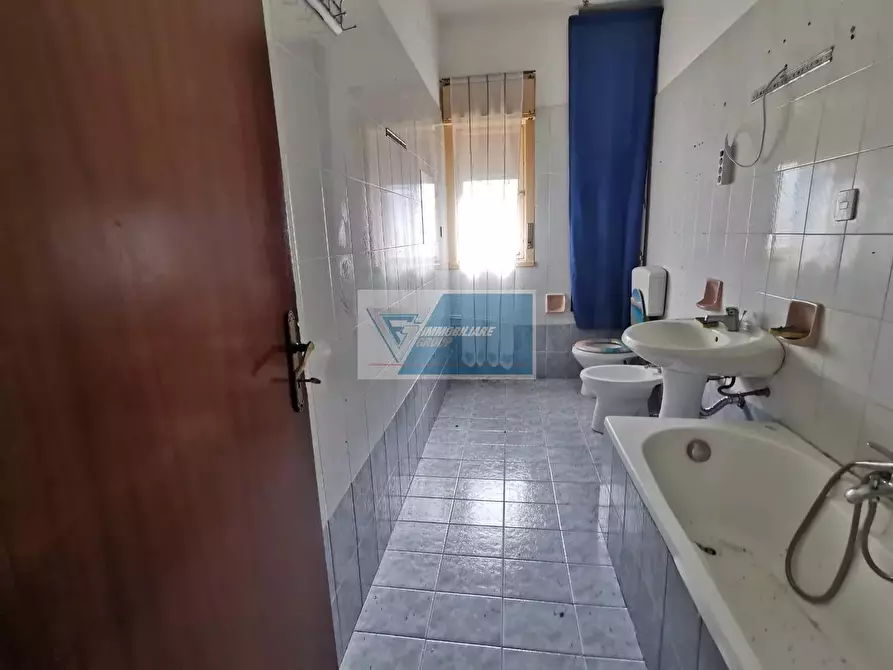 Immagine 2 di Casa trifamiliare in vendita  a Buccheri