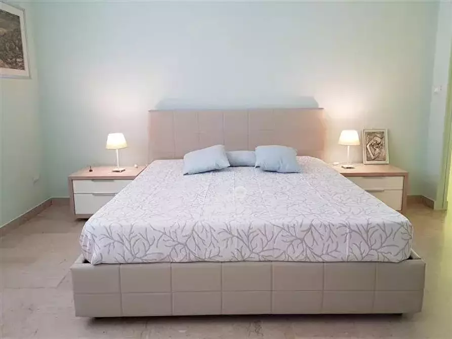 Immagine 2 di Casa trifamiliare in vendita  a Marsala