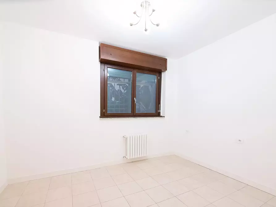 Immagine 16 di Casa trifamiliare in vendita  a Milano