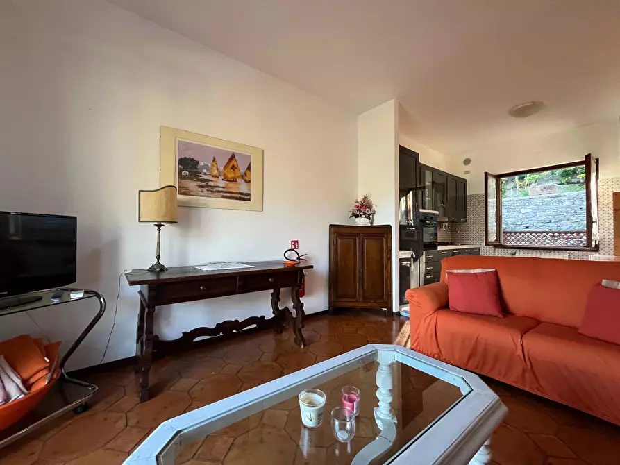 Immagine 7 di Casa trifamiliare in vendita  in Via Sotto la Croce a Rapallo