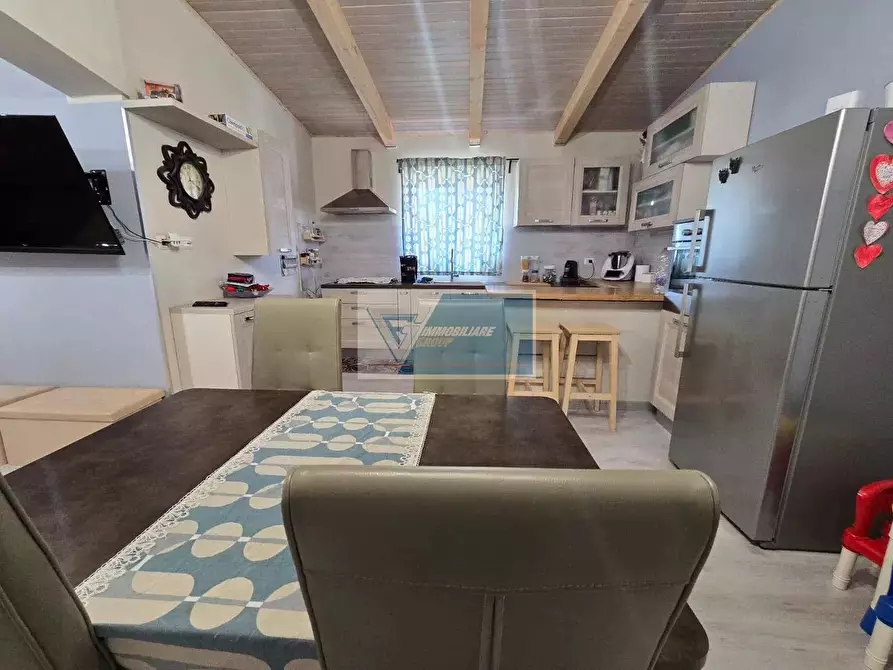 Immagine 2 di Casa trifamiliare in vendita  in Via Tagliamento, 40 a Buccheri