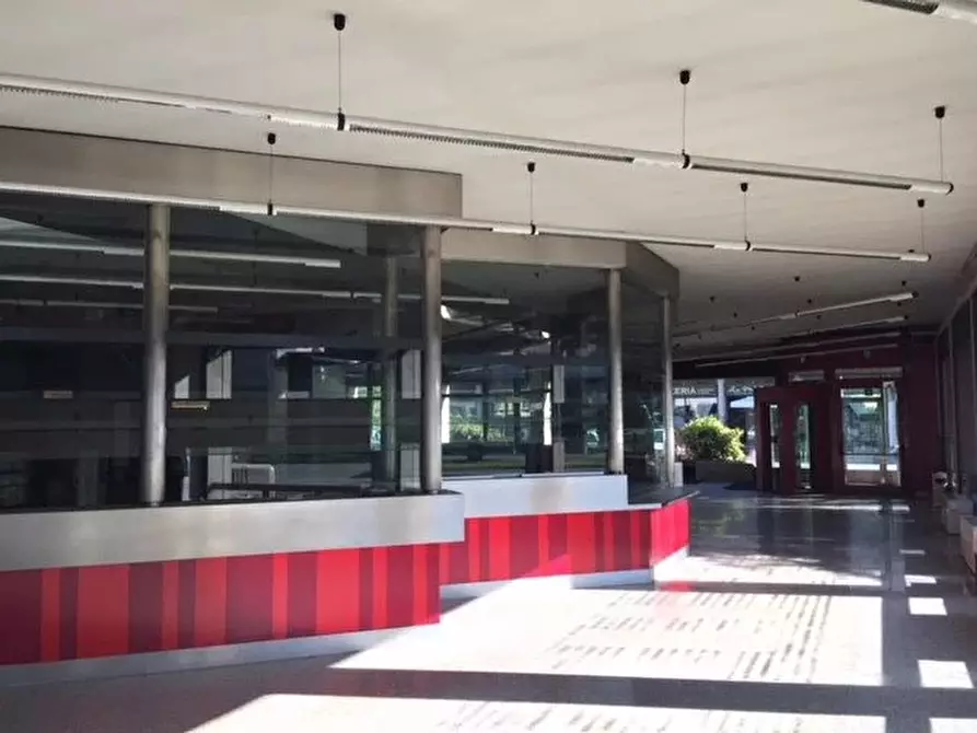 Immagine 4 di Attico in vendita  a Bernate Ticino