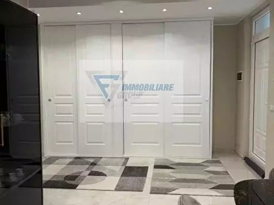 Immagine 8 di Casa trifamiliare in vendita  in Via San Giovanni a Buccheri