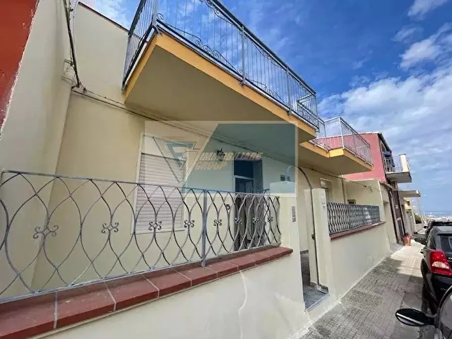 Immagine 3 di Monolocale in vendita  in Via Giuseppe Lombardo Radice a Siracusa