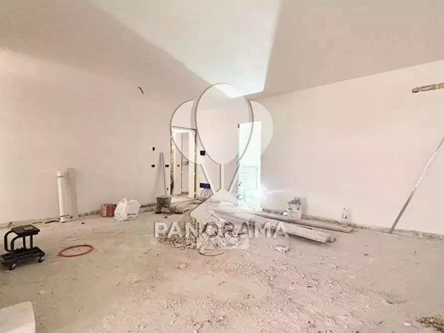 Immagine 30 di Casa trifamiliare in vendita  in Via Allegrezza a Alcamo