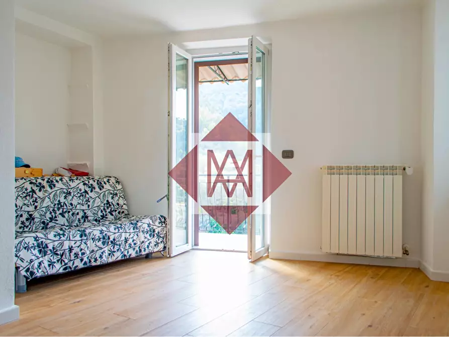 Immagine 8 di Casa trifamiliare in vendita  in Case Baussi, 39 a Ventimiglia