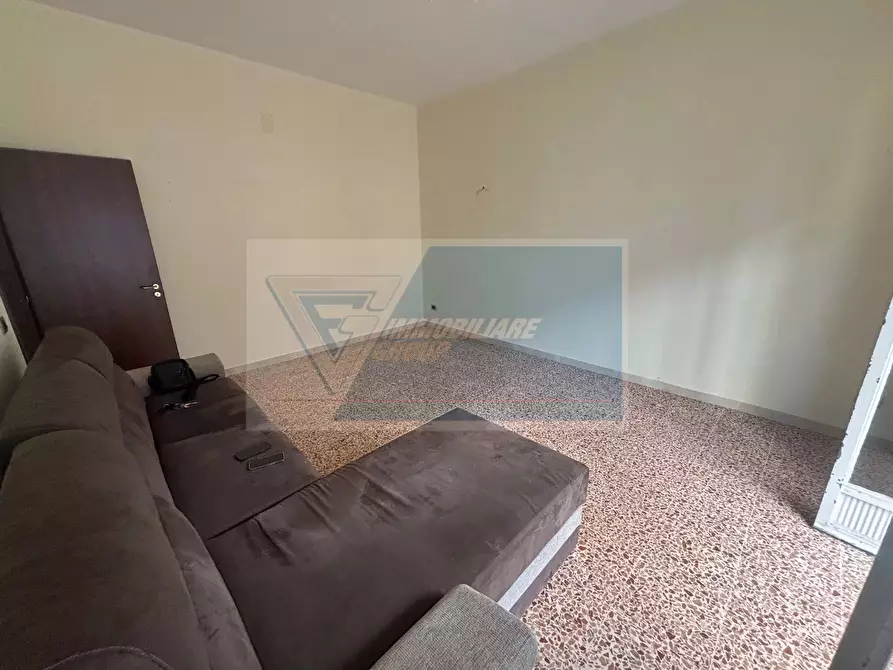 Immagine 4 di Casa trifamiliare in vendita  in Via Simeto a Siracusa