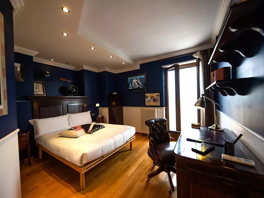 Immagine 3 di Casa trifamiliare in vendita  in Vico XX Vittorio Emanuele.19 a Bari