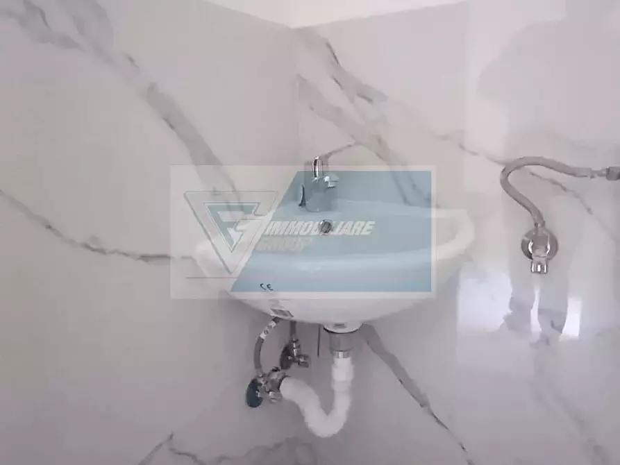 Immagine 32 di Casa trifamiliare in vendita  in Corso Umberto I, 49 a Siracusa