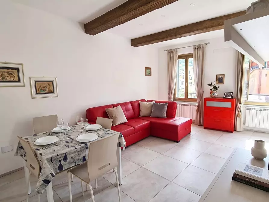 Immagine 1 di Casa trifamiliare in vendita  in Via Vittorio Emanuele, 12 a Monterosso Al Mare