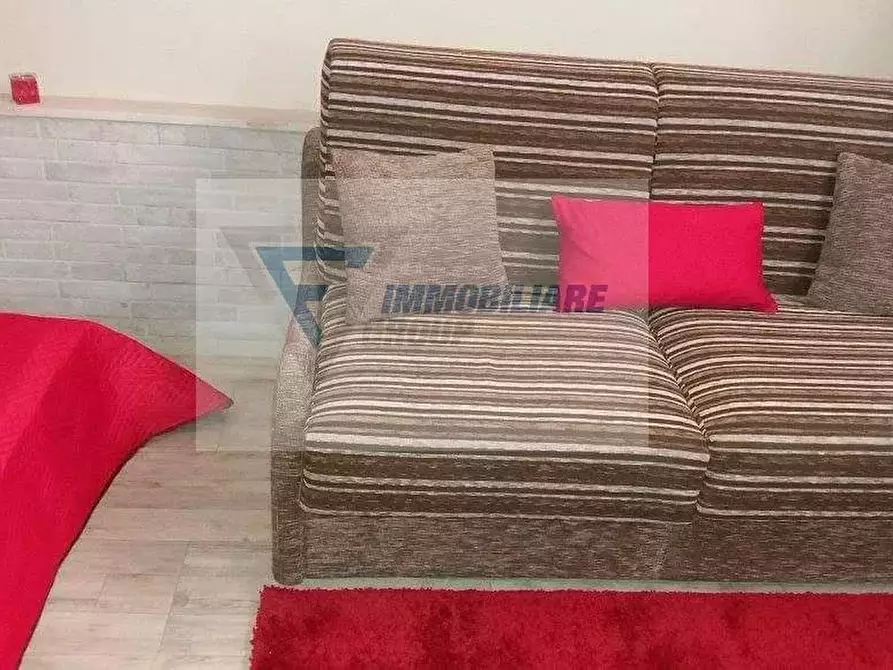 Immagine 3 di Casa trifamiliare in affitto  in Via Elorina a Siracusa