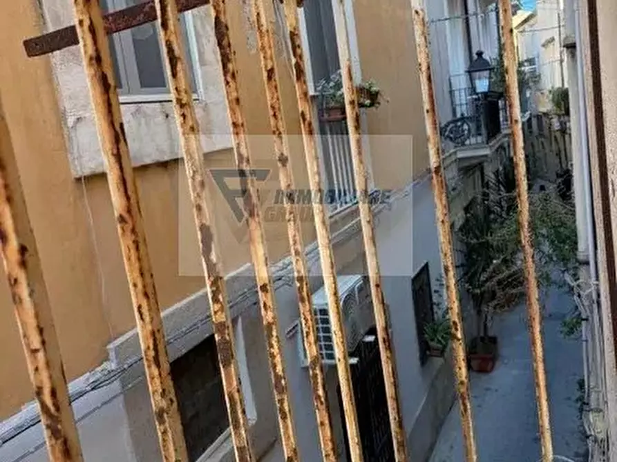 Immagine 41 di Casa trifamiliare in vendita  in Vicolo I Alla Giudecca a Siracusa