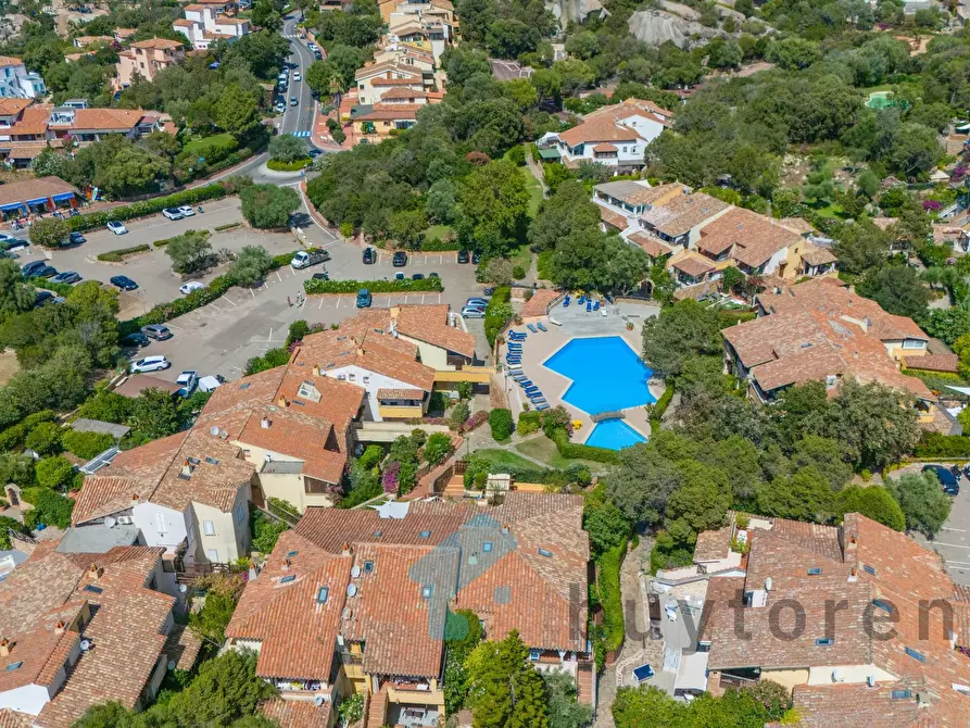 Immagine 46 di Casa trifamiliare in vendita  in Via Porto Rotondo, 16. a Olbia