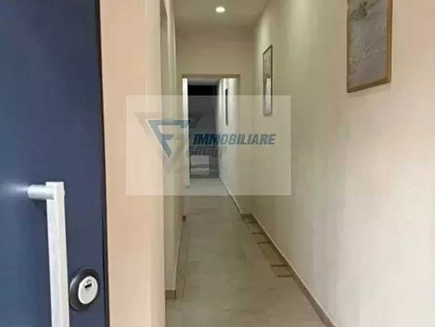 Immagine 30 di Casa trifamiliare in affitto  in Via Gian Battista Vico a Siracusa