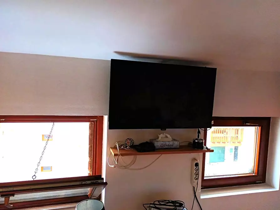 Immagine 19 di Terreno edificabile in vendita  a Refrontolo