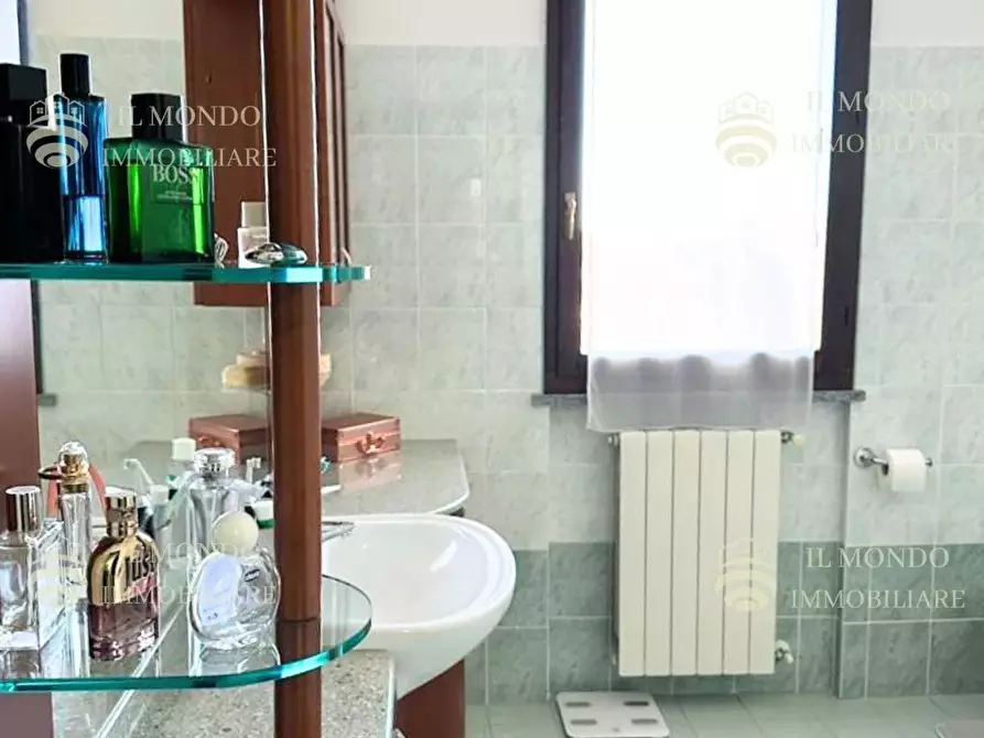 Immagine 20 di Casa trifamiliare in vendita  in Via Cutoli, 3. a Cerro Al Lambro