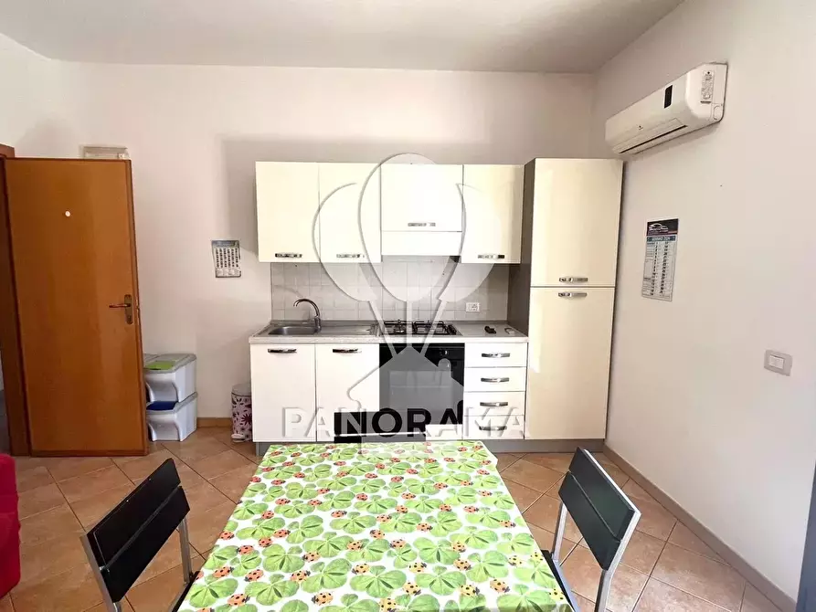 Immagine 4 di Casa trifamiliare in vendita  in Via Pitrè a Balestrate