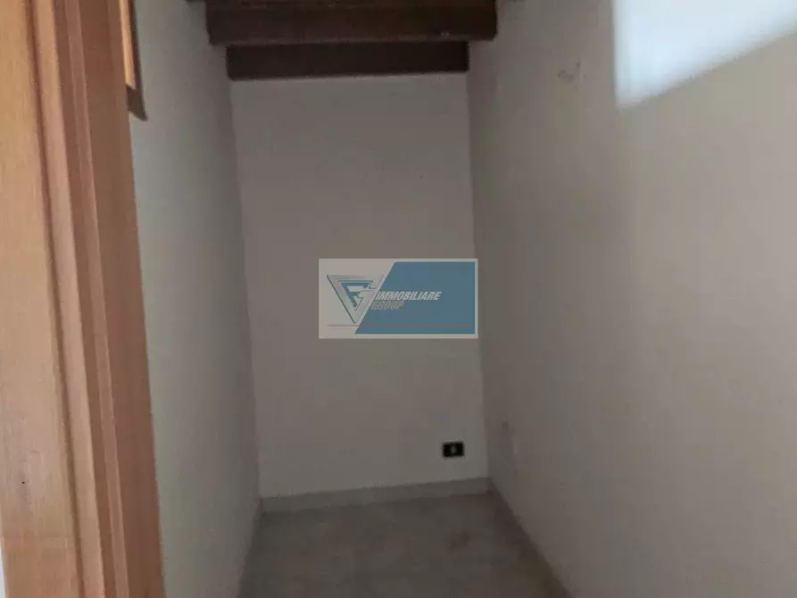 Immagine 13 di Casa trifamiliare in vendita  in Via del Gelsomino a Floridia