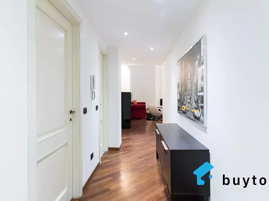 Immagine 12 di Casa trifamiliare in vendita  in Corso Cristoforo Colombo, 1 a Milano