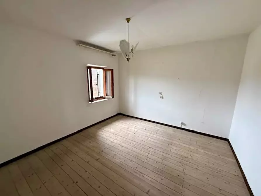 Immagine 9 di Terreno edificabile in vendita  a Refrontolo