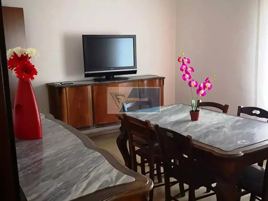 Immagine 7 di Casa trifamiliare in vendita  a Noto