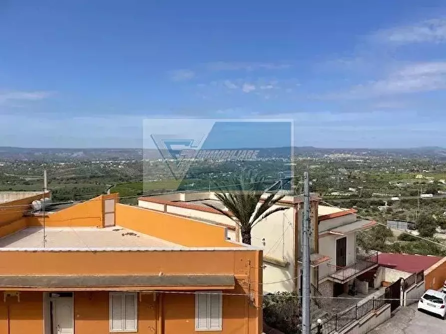Immagine 31 di Casa trifamiliare in vendita  in Via Nino Martoglio a Siracusa