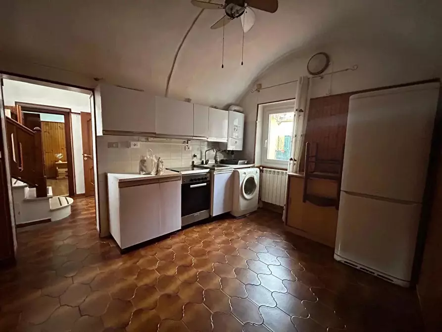 Immagine 2 di Casa trifamiliare in vendita  in Via Cavour, 79 a Ventimiglia