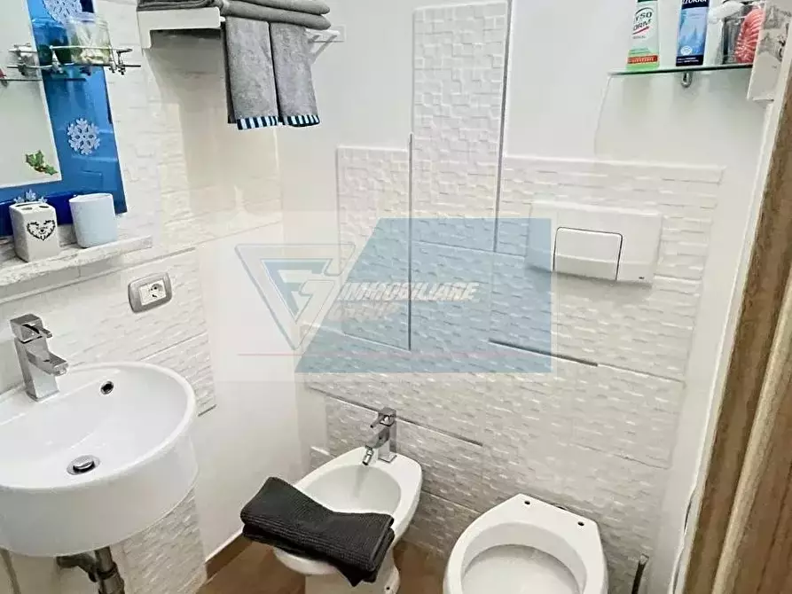 Immagine 31 di Monolocale in vendita  in Via Resalibera a Siracusa