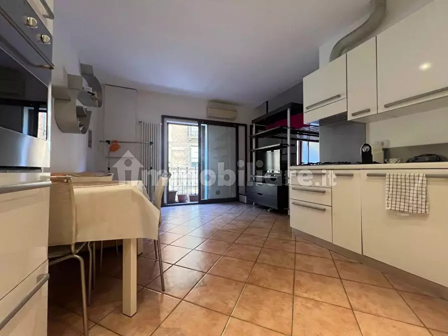 Immagine 11 di Casa trifamiliare in affitto  in Via Paolo Lomazzo, 10 a Milano