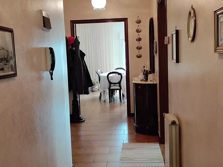 Immagine 17 di Casa trifamiliare in vendita  a Messina