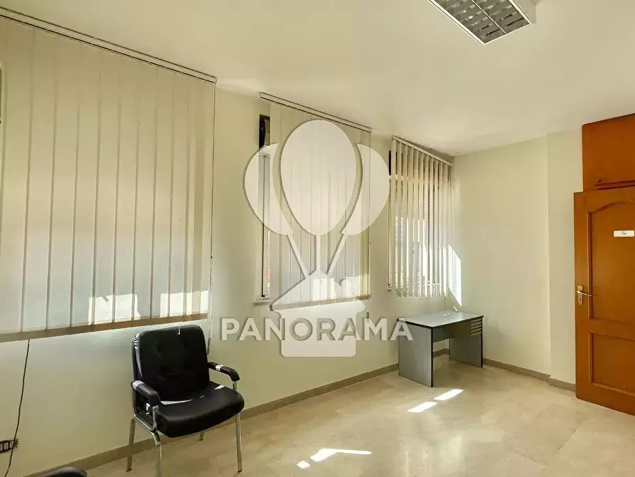 Immagine 21 di Castello in affitto  in Via Catania a Palermo