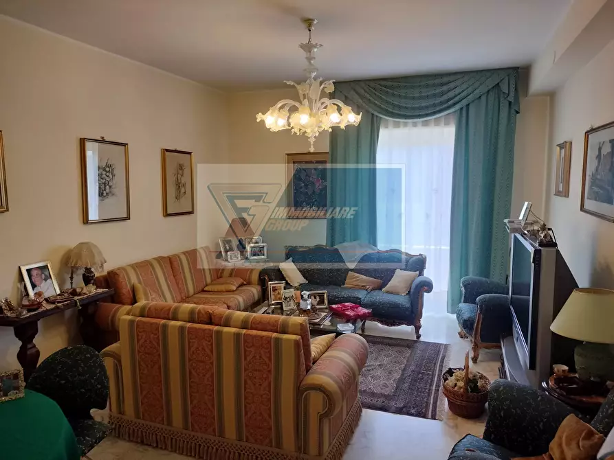 Immagine 1 di Casa trifamiliare in vendita  in Via Pentapoli a Buccheri