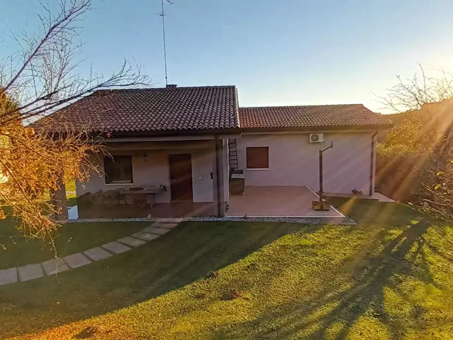 Immagine 6 di Terreno edificabile in vendita  a Refrontolo