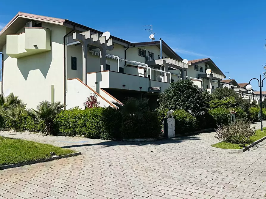 Immagine 29 di Casa trifamiliare in vendita  in Via Pantelleria, 13 a Villapiana