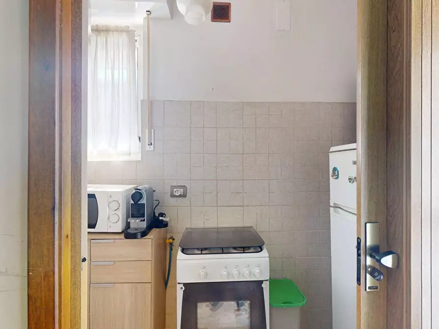 Immagine 7 di Casa trifamiliare in vendita  in Via Parioli 13. a Borghetto Santo Spirito