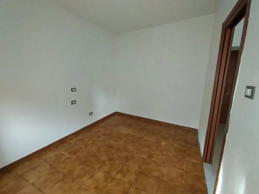 Immagine 6 di Casa trifamiliare in vendita  in Piazza della Fontana, 3 a Ventimiglia