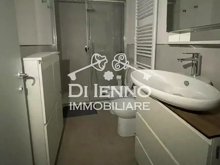 Immagine 13 di Casa trifamiliare in affitto  in Via Vitaliano Brancati a Roma