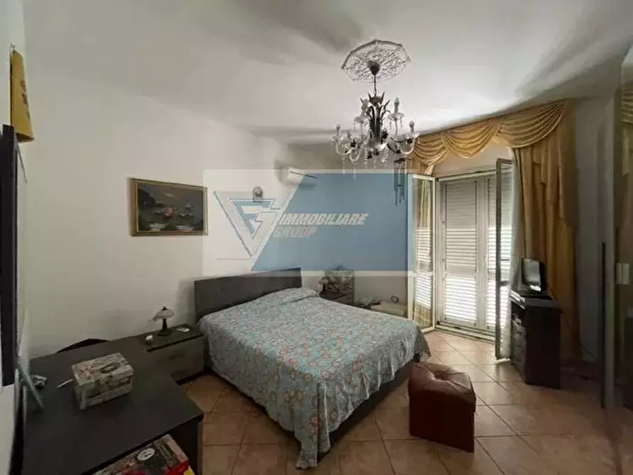 Immagine 11 di Casa trifamiliare in vendita  in Via Brancati a Buccheri