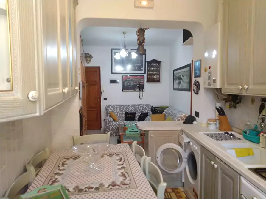 Immagine 1 di Casa trifamiliare in vendita  in Piazza Rocchetta, 15 a Ventimiglia