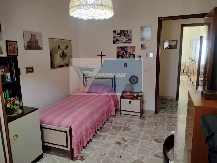 Immagine 10 di Casa trifamiliare in vendita  in Viale Dei Comuni a Siracusa