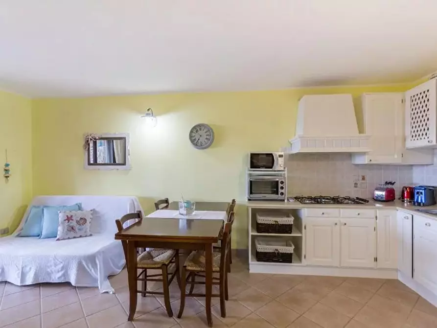 Immagine 6 di Casa trifamiliare in vendita  in Via Sa Salina a Gonnesa