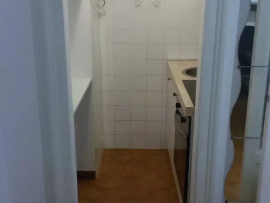 Immagine 38 di Casa trifamiliare in affitto  in Via Michelangelo Buonarroti, 6 a Milano