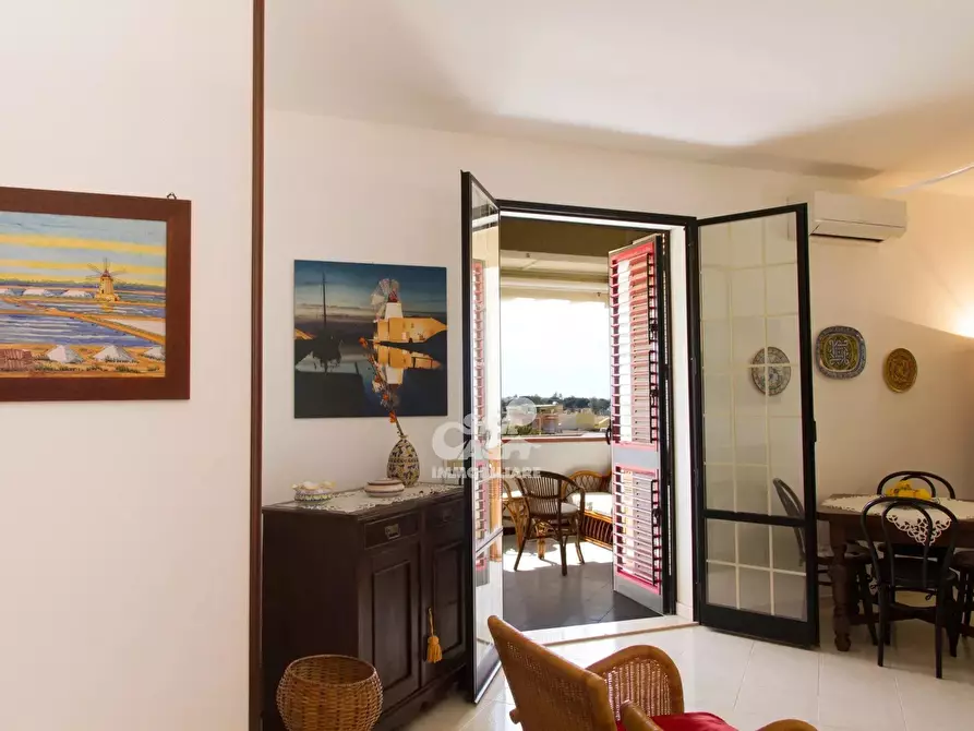 Immagine 8 di Casa trifamiliare in vendita  a Marsala