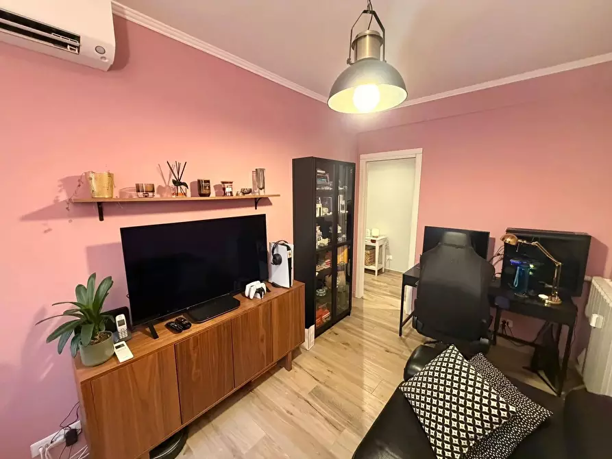 Immagine 7 di Casa trifamiliare in vendita  a Ventimiglia